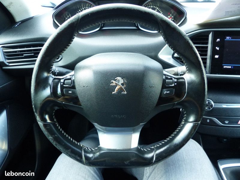Peugeot 308 1.2 PURETECH 110CH E6.C S&S STYLE (image 26)