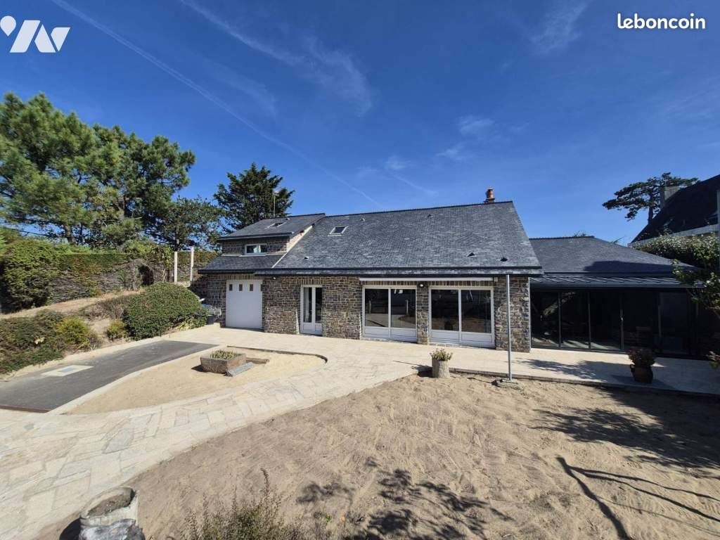 Maison 4 pièces 90 m² · à Jullouville · 90 m² · 567 000 €