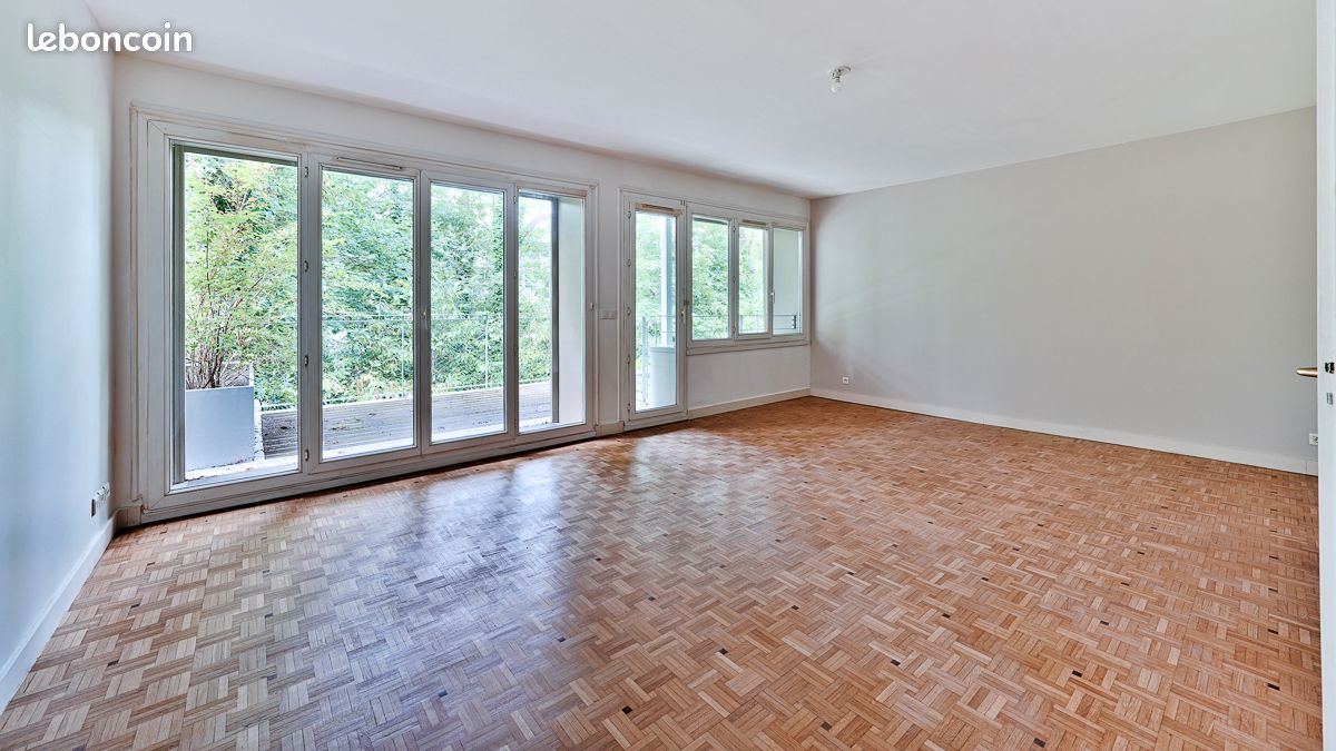 Appartement 4 pièces 110 m² · à Ville-d'Avray · 110 m² · 2 395 €/mois