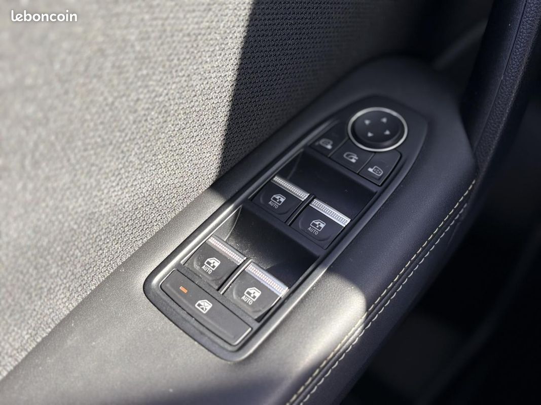 RENAULT Symbioz E-Tech Full Hybrid 145 Iconic avec Caméra 360°, et Hayon mains libres (image 25)
