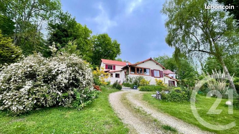 Maison 5 pièces 145 m²