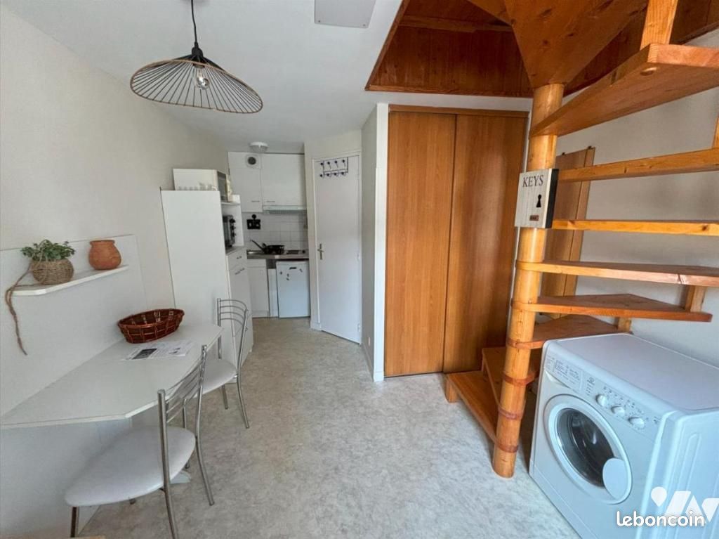 Appartement 1 pièce 17 m² · à Laval · 17 m² · 380 €/mois