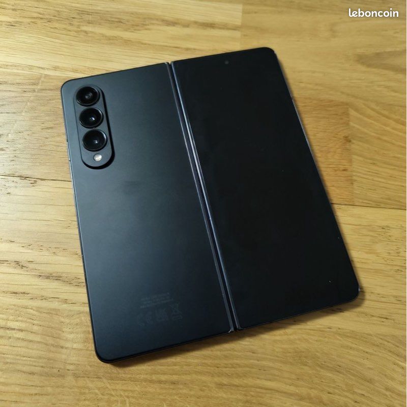 Samsung Galaxy Z Fold4 / 256 Go (image 1)