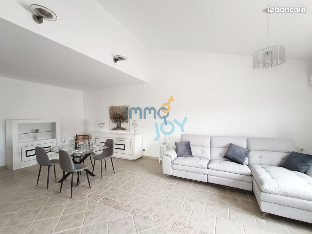 Villa 8 pièces 250 m² - Le Château-d'Oléron 17480 (image principale 10)