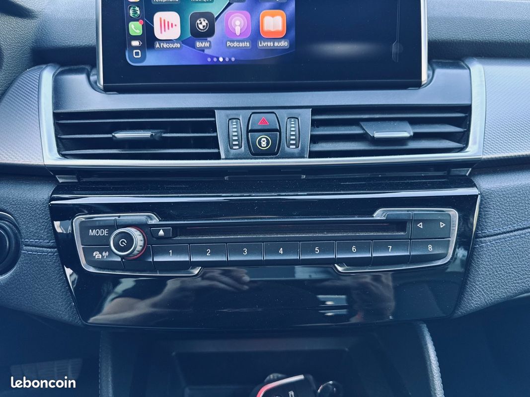 BMW SERIE 2 Active Tourer 1.5L 220CH 225 xe M Sport + SIEGES CHAUFFANTS + AFFICHAGE TETE HAUTE + HARMAN KARDON + CAMERA DE RECUL + GARANTIE 12 MOIS (image 29)