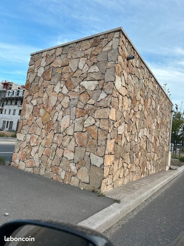 Mur en pierre sèche multicolore (image 7)