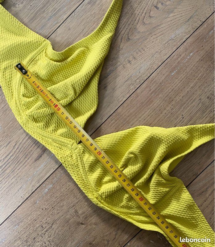 Maillot de bain 95E le bain by Etam couleur anis Vêtements