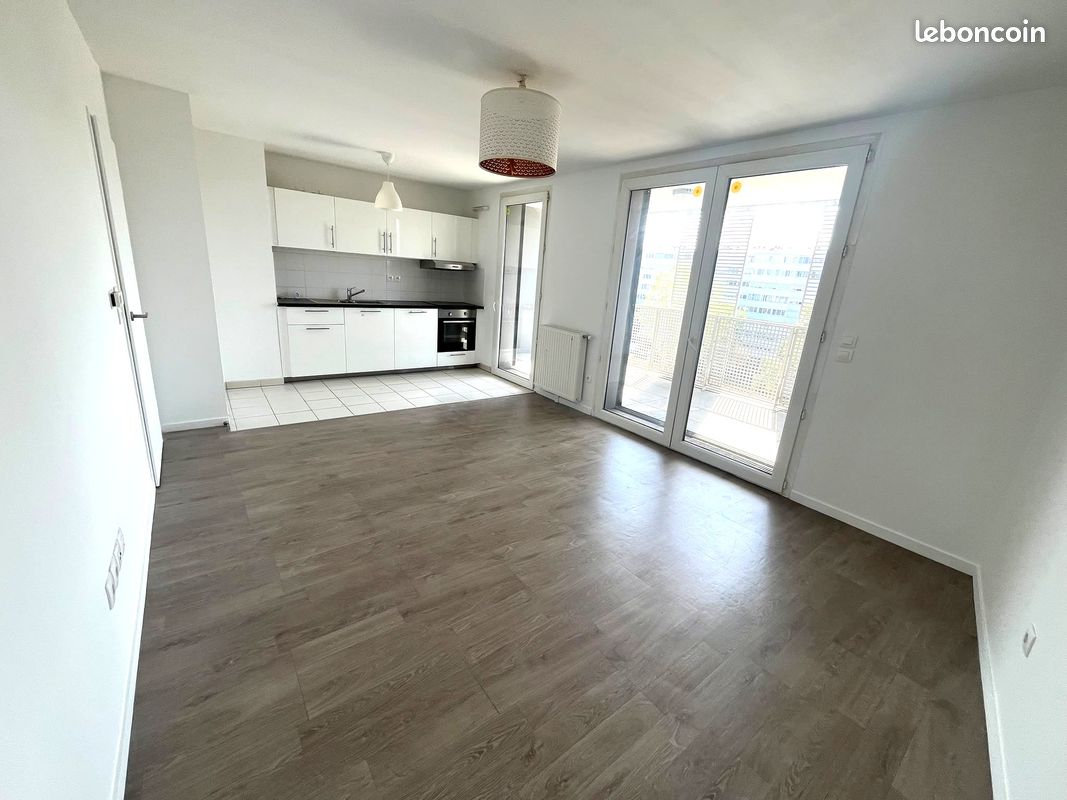 Appartement 2 pièces 50 m² · à Ris-Orangis · 50 m² · 1 053 €/mois