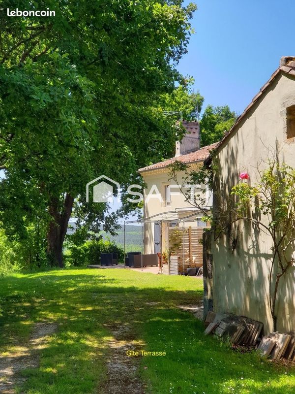 Maison 10 pièces 349 m² · à Nérac · 349 m² · 494 000 €