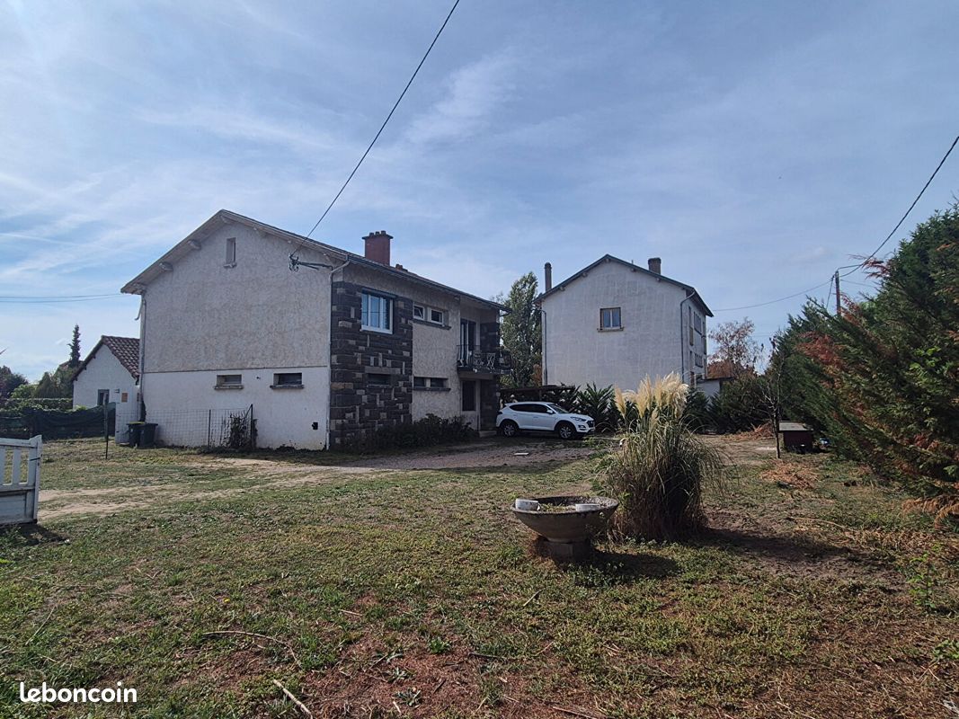 Maison 6 pièces 166 m² · à Lezoux · 166 m² · 293 000 €