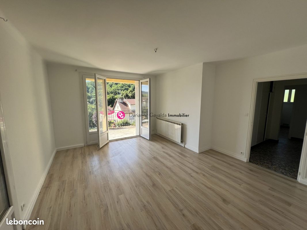 Appartement 4 pièces 78 m² · à Decazeville · 78 m² · 547 €