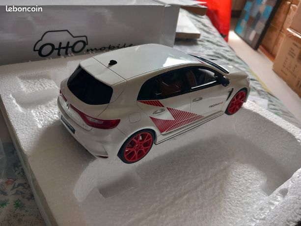 Modèle Réduit Renault Mégane 4 RS 1/18 Ottomobile - Orange, En Résine