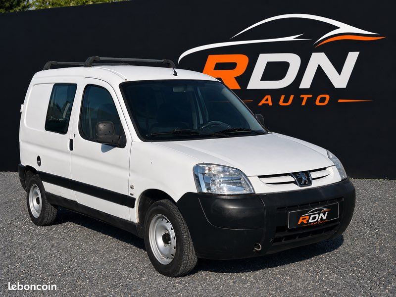 Peugeot Partner 1,6 HDI 90cv boîte 5 / utilitaire / attache remorque CT OK - de 6 Mois GARANTIE (image 1)