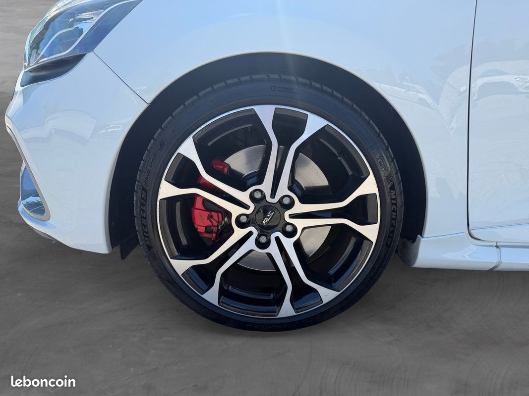 RENAULT CLIO IV 1.6 Turbo 220 Energy RS Trophy EDC RS Monitor Camera Garantie 12 mois (image 18)