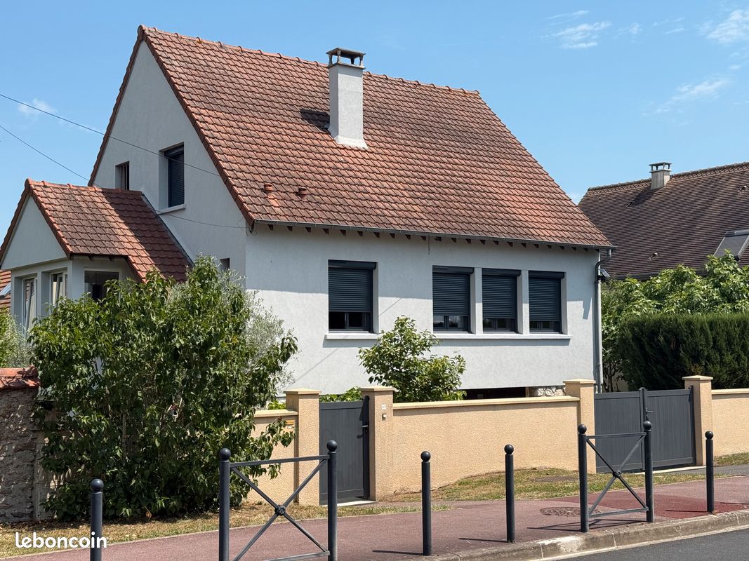 Maison 6 pièces 120 m² · à Le Coudray-Montceaux · 120 m² · 349 000 €