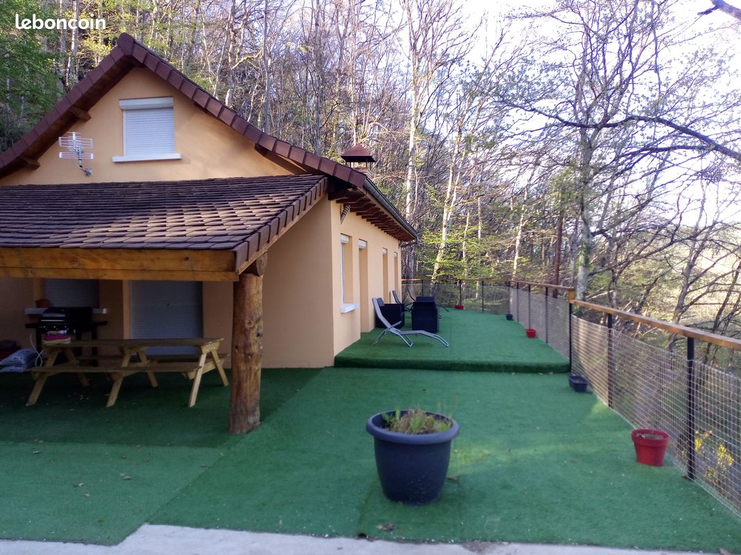 Maison 3 pièces 70 m² · à Les Ancizes-Comps · 70 m² · 155 000 €