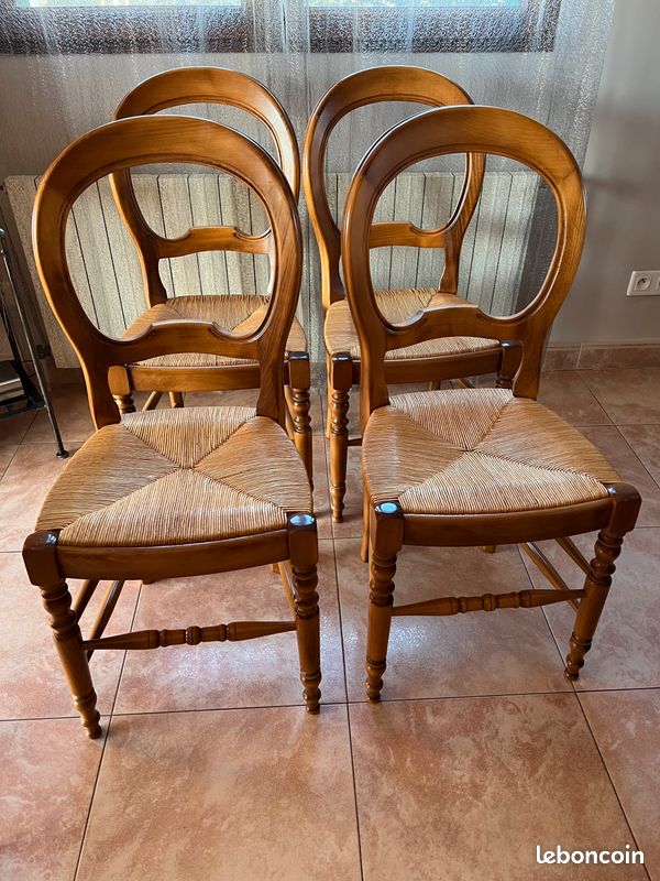 Chaises en hêtres teintés noyer (image 1)