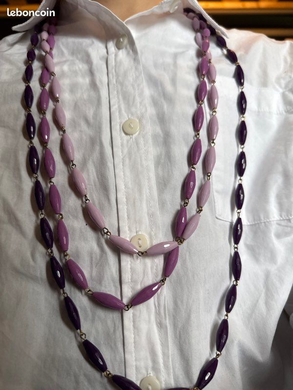 Collier teinte plusieurs de violet (image 1)