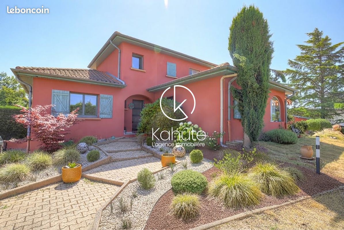 Maison 6 pièces 176 m² · à Charbonnières-les-Bains · 176 m² · 750 000 €