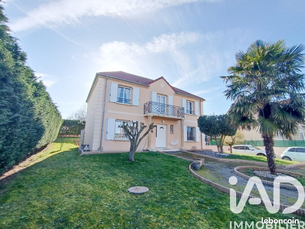 Maison 8 pièces 160 m² · à Sens · 160 m² · 388 000 €