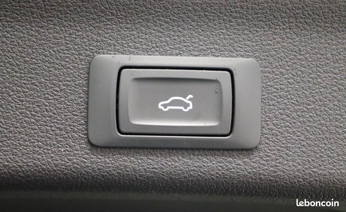 Audi A6 AVANT 50 TFSIe QUATTRO S-LINE HYBRIDE RECHARGEABLE / TOIT OUVRANT COFFRE ELEC CARPLAY AND... (image 14)