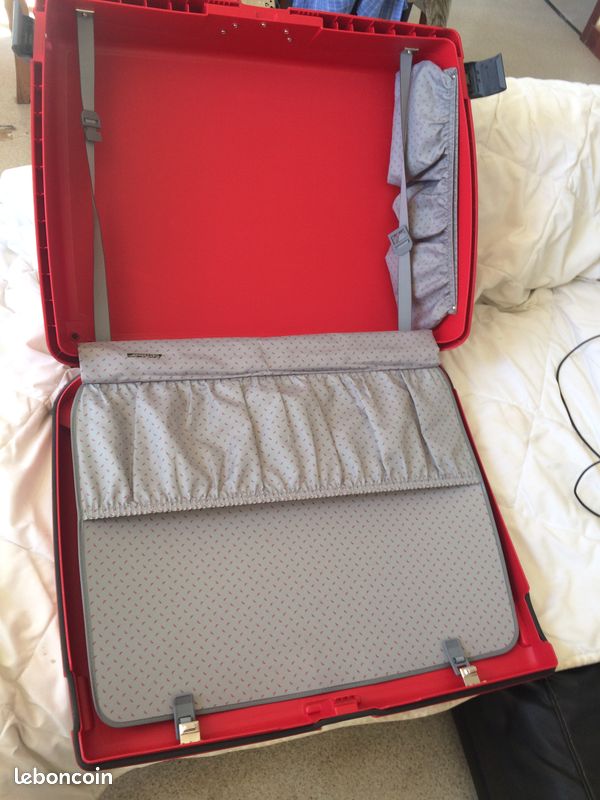 Valise avec roues (image 3)