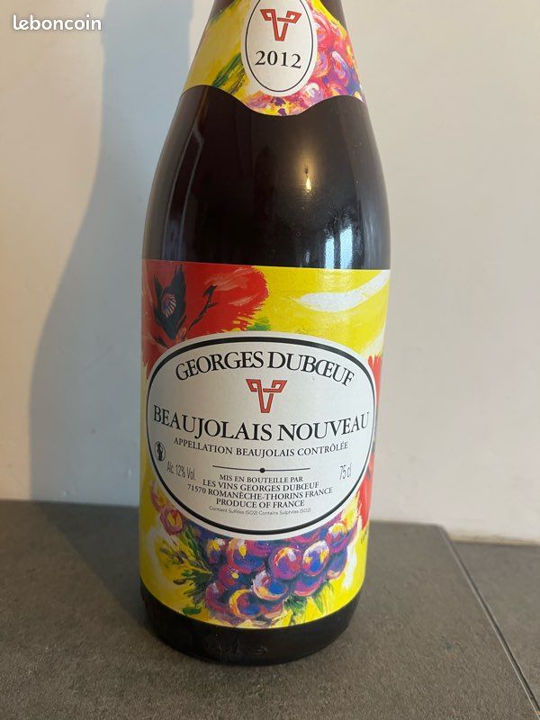 Bouteille de vin Beaujolais nouveau 2012 (image 2)