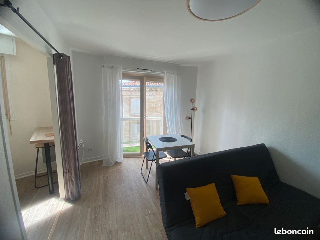 Appartement 1 pièce 26 m² · à Niort · 26 m² · 500 €/mois