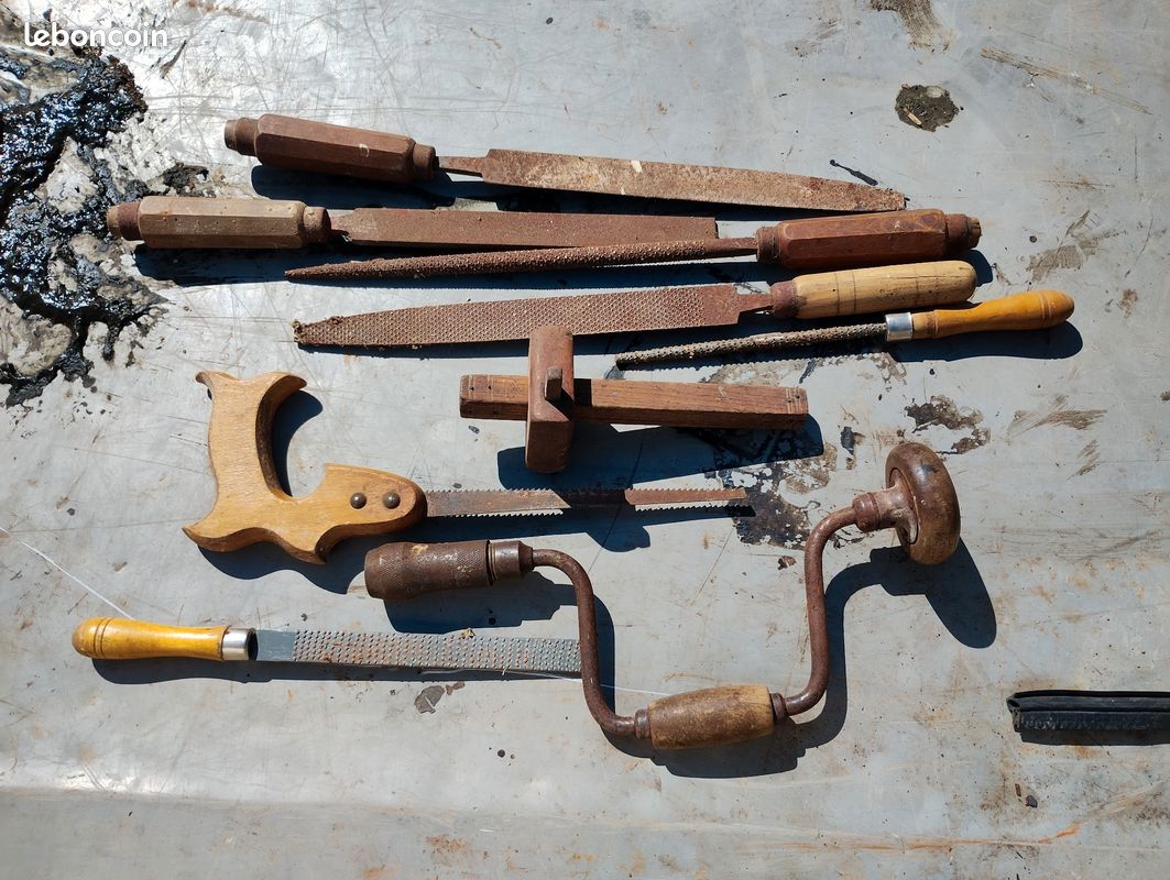Lot De 6 Vieux Outils De Menuiserie – France – Bois Et Métal – Occasion