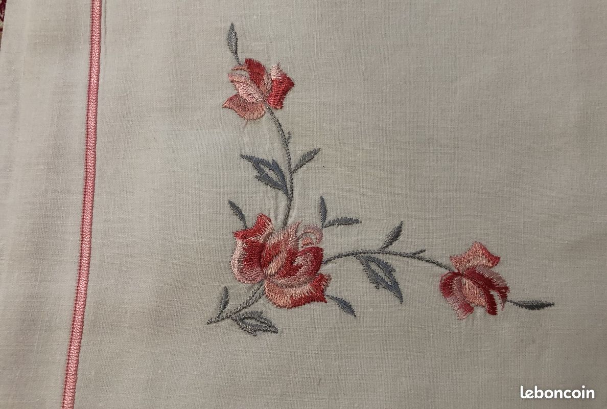 2 draps de lit et 2 taies ( neuf ) (image 3)