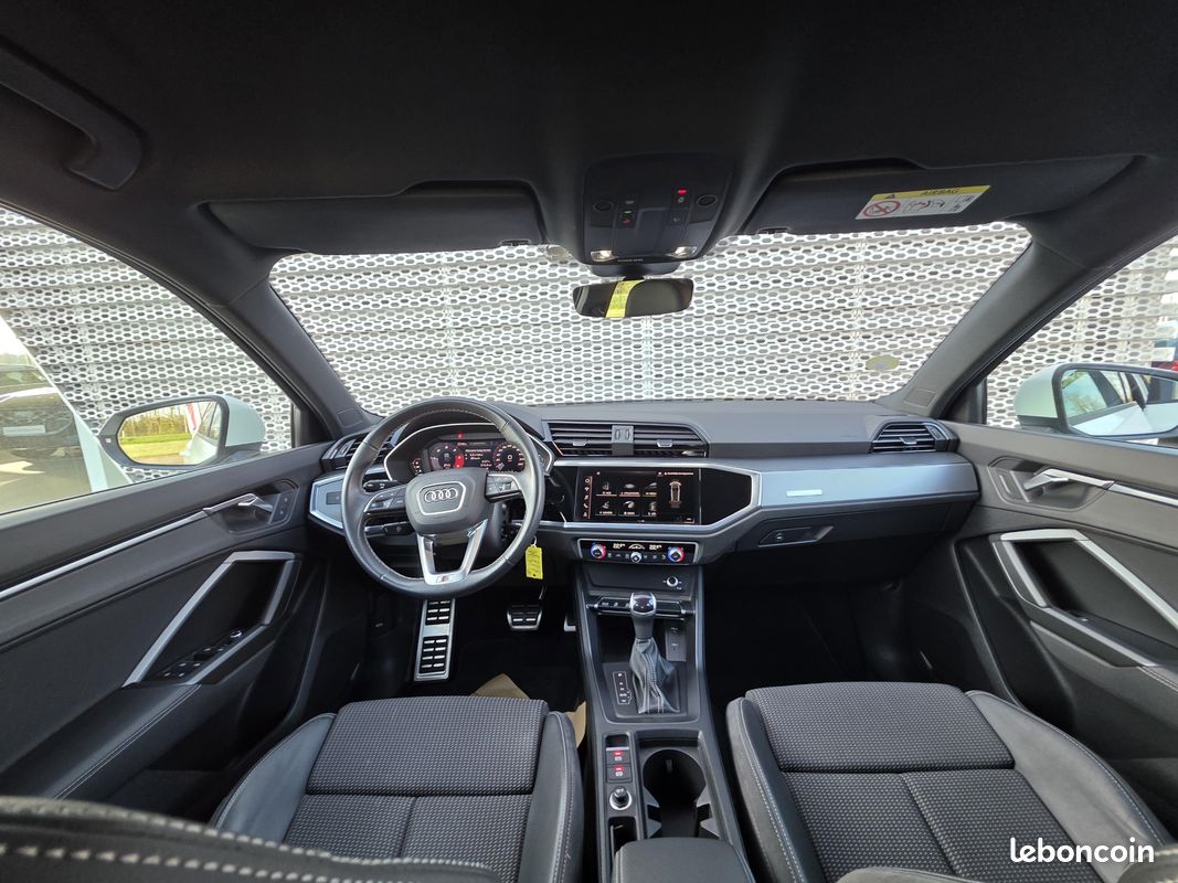 AUDI Q3 35 TDI 150 ch S tronic 7 S line (image 13)