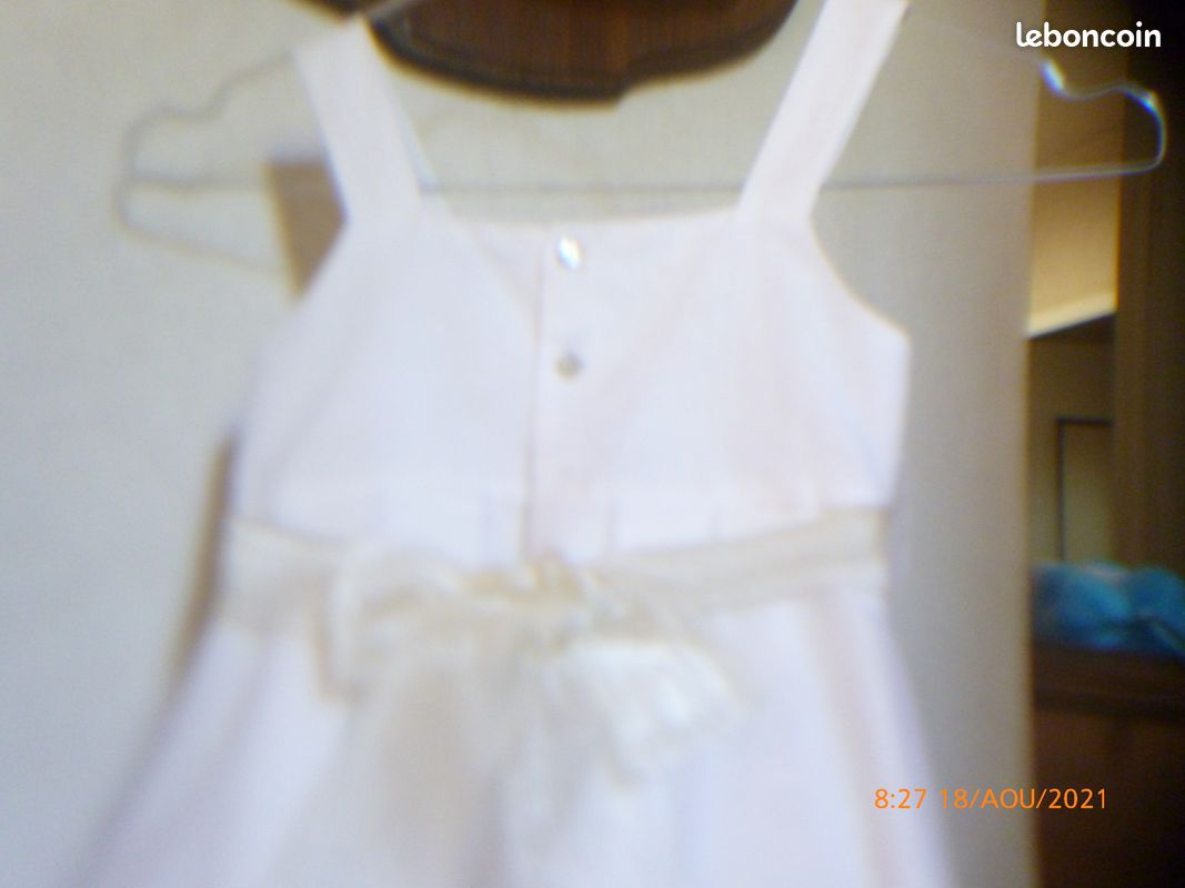 Superbe robe blanche à bretelles pour cérémonie marque JODHPUR taille 5 ans impeccable et boléro rose 5 ans l'ensemble 10 Euros ou séparé (image 14)