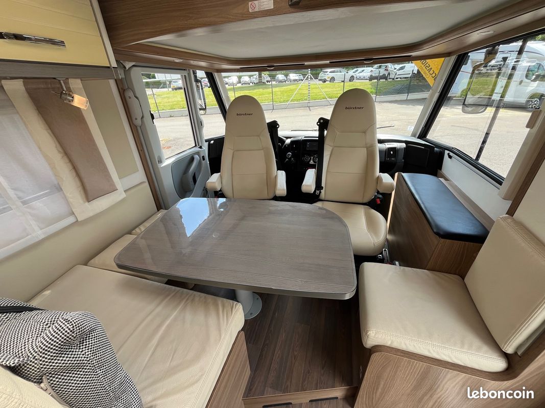Camping car Intégral Bürstner Aviano I 700 I700 / lit central / lithium 150 (image 6)