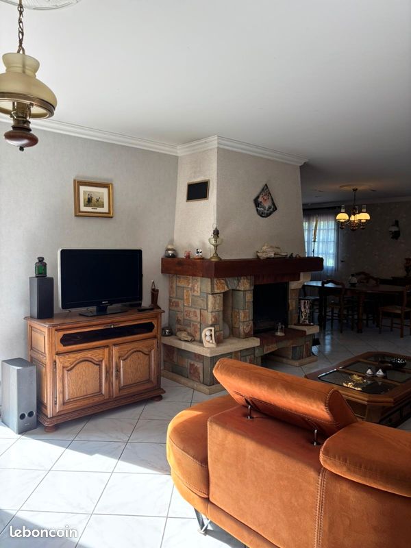 Maison 6 pièces 150 m² · à Baugé-en-Anjou · 150 m² · 180 000 €