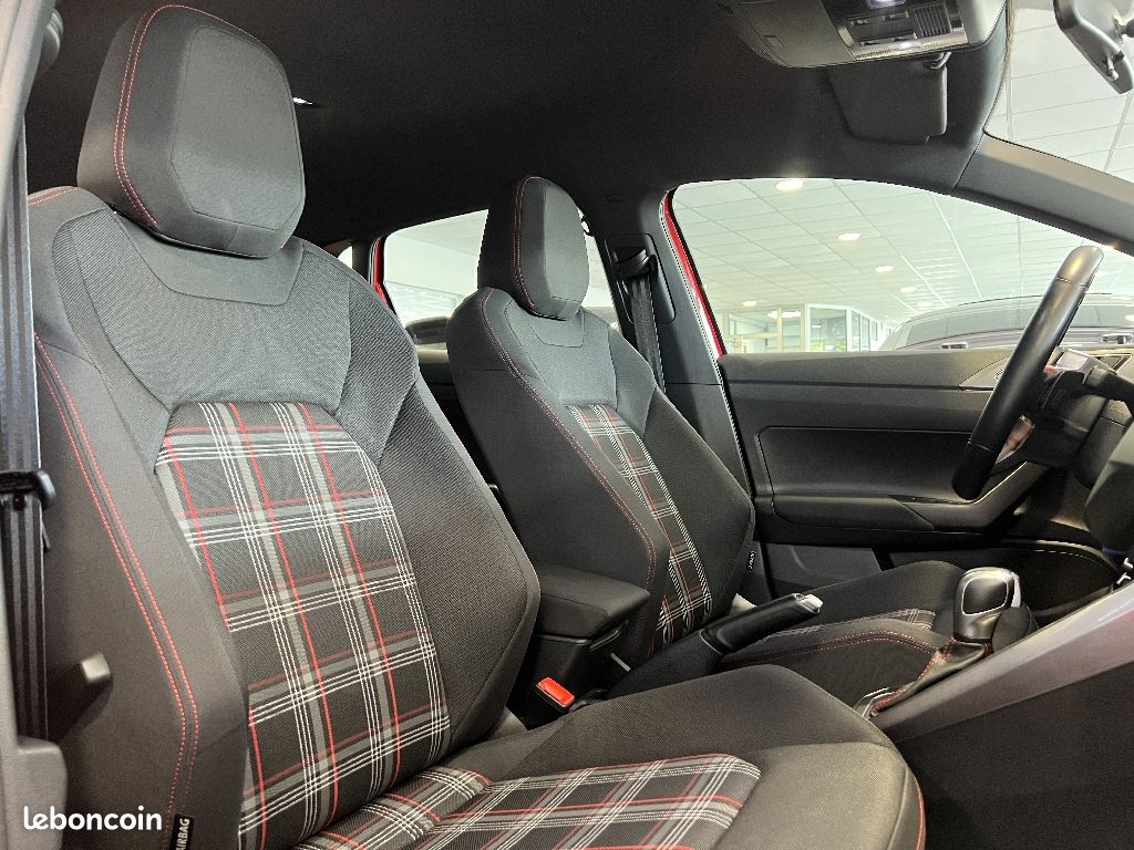 Volkswagen Polo 2.0 TSI 200 SetS DSG GTI (image 7)