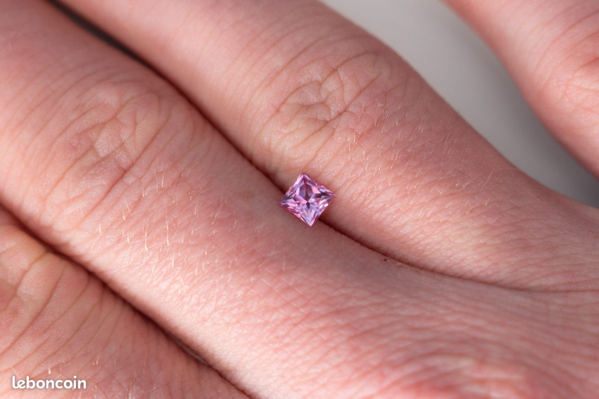 Lot De 81 Saphirs Roses De Pavage - Taille Diamant 1.3mm - 1.01 Carats Total - Qualité Très Bon - Origine Madagascar - Pour Bijouterie