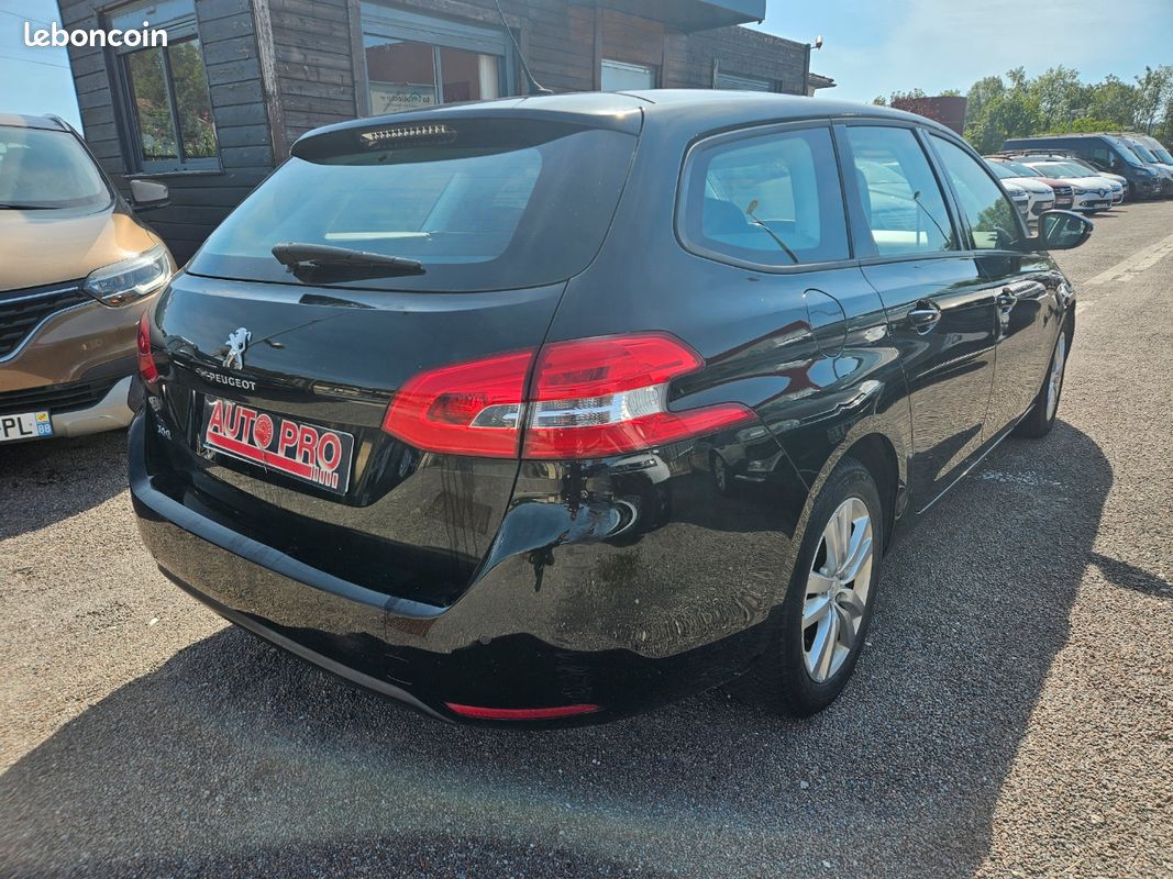 Peugeot 308 sw 1.6 e-hdi 115 active (image 8)