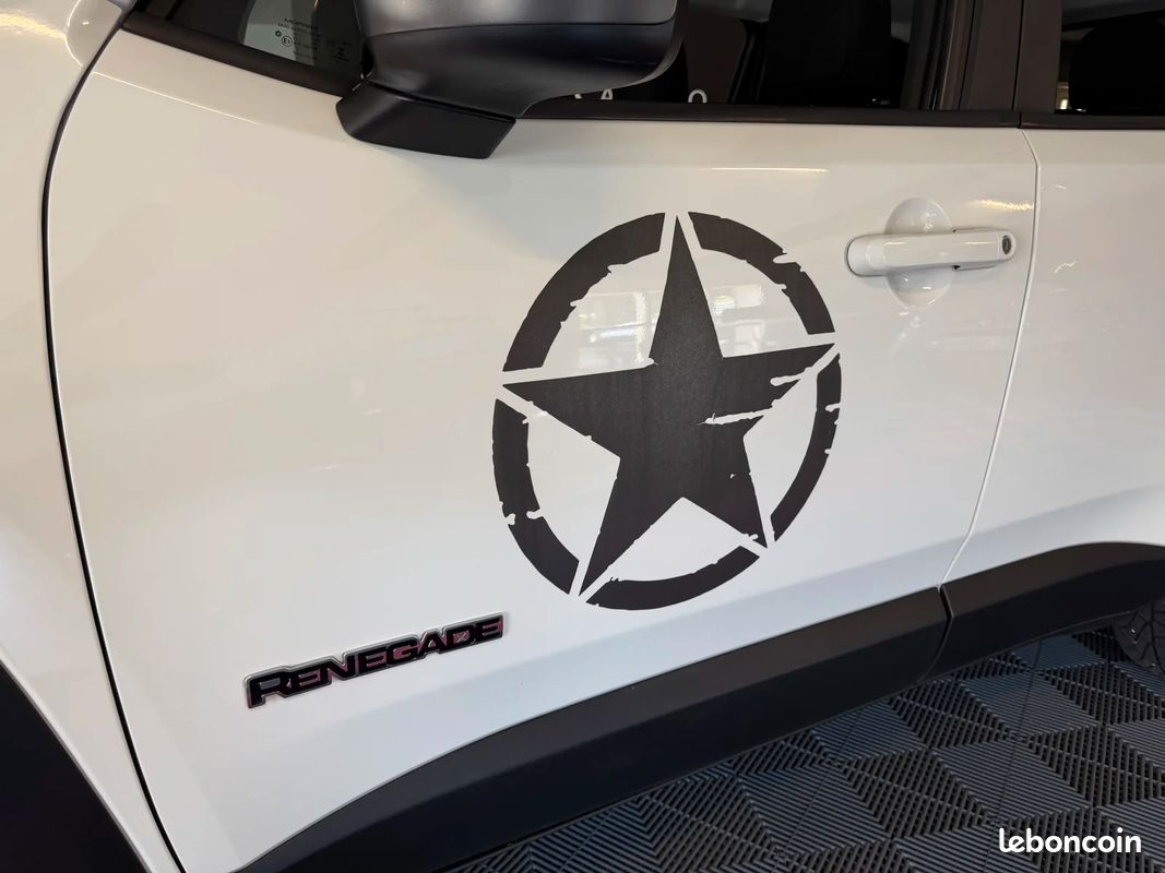 Jeep RENEGADE Longitude 1.6 CRD 120ch ~ TOIT OUVRANT ~ APPLE CARPLAY (image 40)
