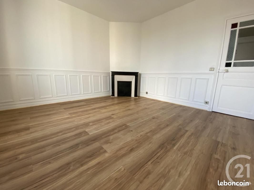Appartement 2 pièces 43 m² · à Chantilly · 43 m² · 870 €/mois