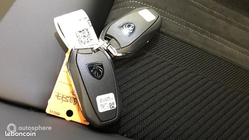 Peugeot 308 Plug-In Hybrid 195ch GT Exclusive e-DCS7 (image 16)