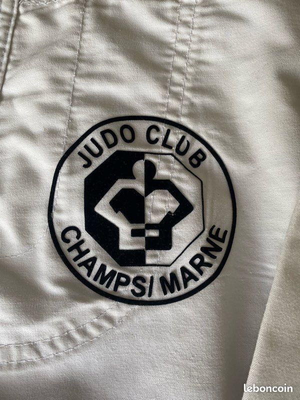 Lot de 2 Kimonos judo enfant 100-120cm (image 4)