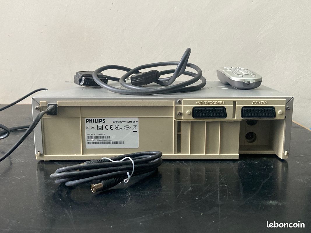 PHILIPS VR550 MAGNÉTOSCOPE VHS PAL SECAM EUR 40,00 - PicClick FR