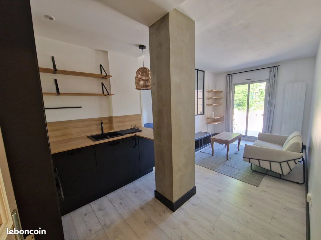 Studio 1 pièce 28 m² (image 3)