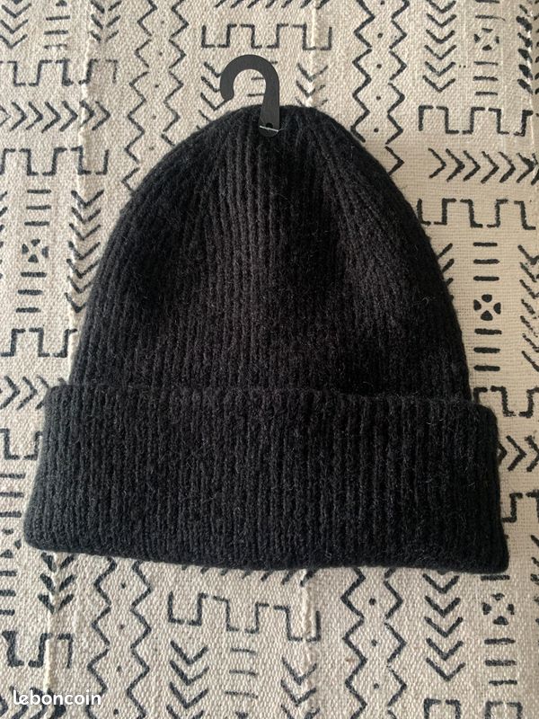 Bonnet Monoprix noir – taille unique – neuf avec étiquette (image 1)