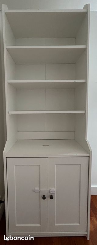 Armoire deux portes IKEA Hauga (image 1)