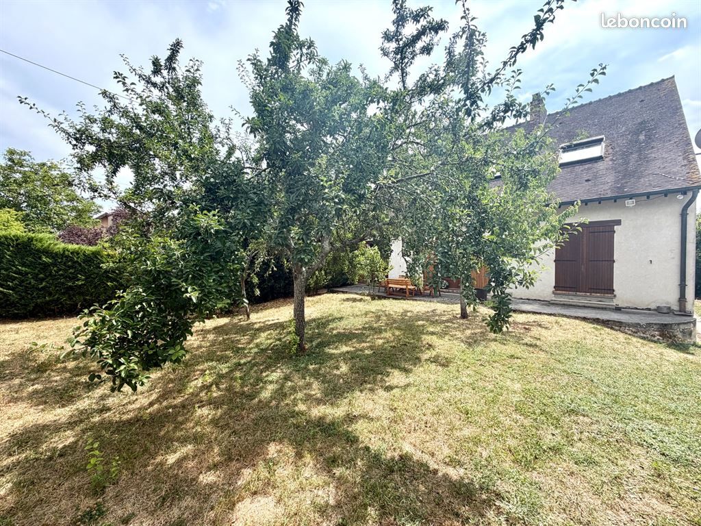 Maison 6 pièces 132 m² · à Chartrettes · 132 m² · 35 000 €
