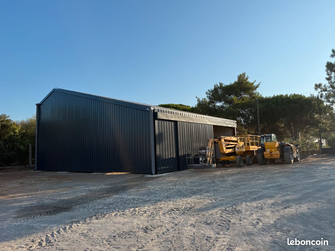 Local commercial 1 pièce 210 m² · à Sallèles-d'Aude · 210 m² · 950 €/mois