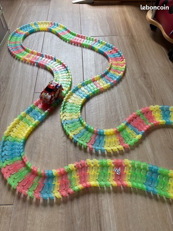 Circuit voiture magic track (image 2)