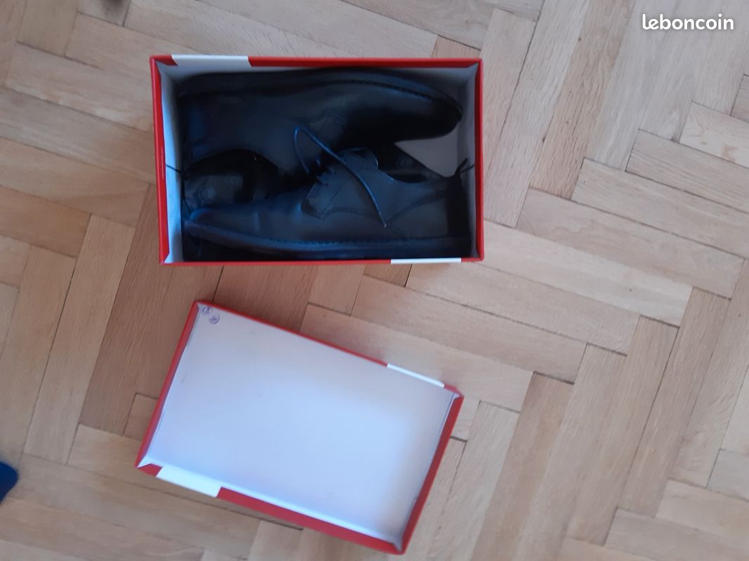 Kickers noires 45 (image 3)