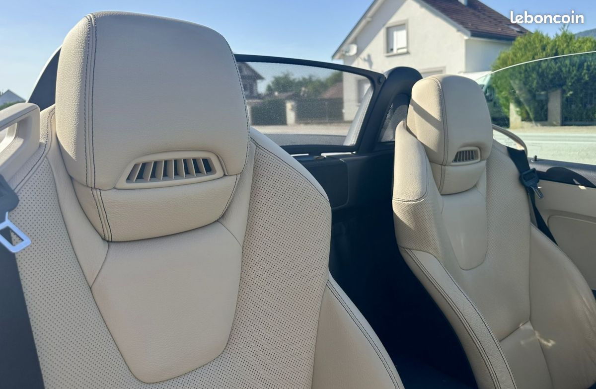 MERCEDES SLC 180 1.6 i 16V BlueEFFICIENCY 156 ch FASCINATION (image 20)